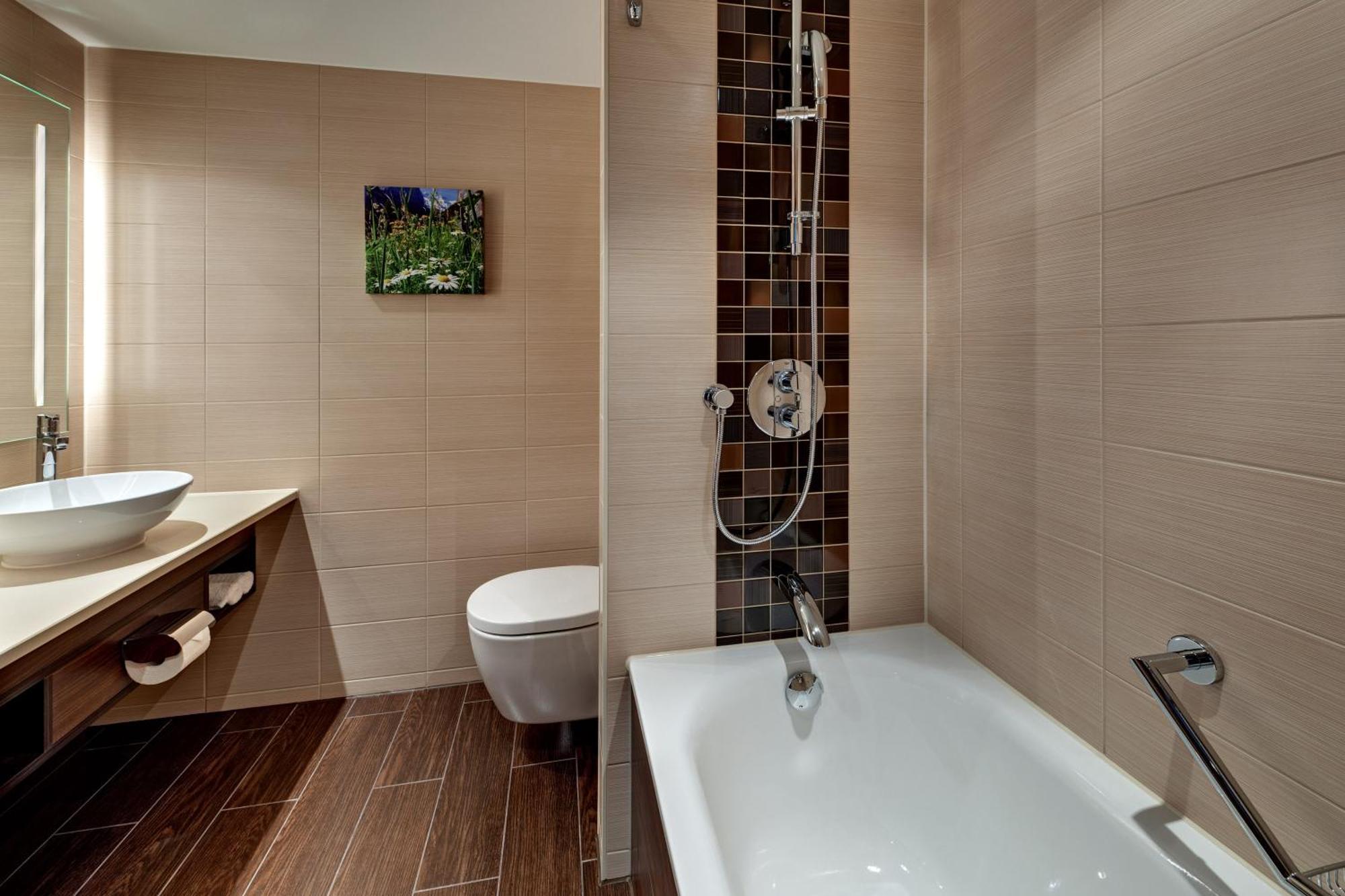 Hilton Garden 4*